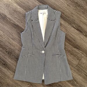 Donna Degnan gingham vest